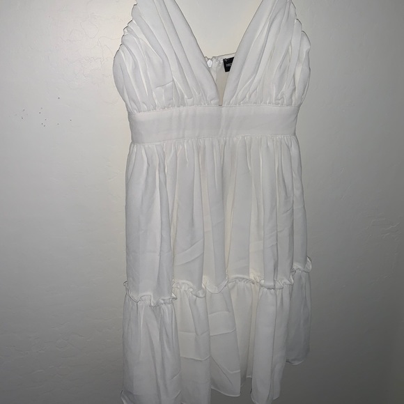 White strappy skater dress - Picture 1 of 3